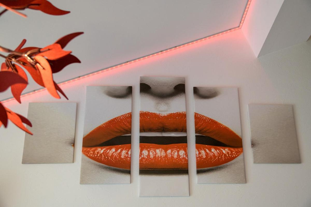 Love Room - Suite Romantique Avec Spa Privatif Le Puy-en-Velay Kültér fotó